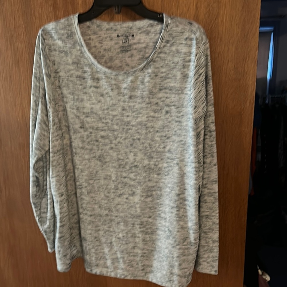 Architect Gray Long Sleeve Top